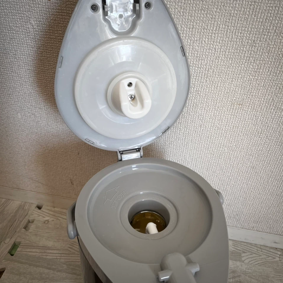 ピーコック 卓上まほうびん 2.2Lの写真3枚目