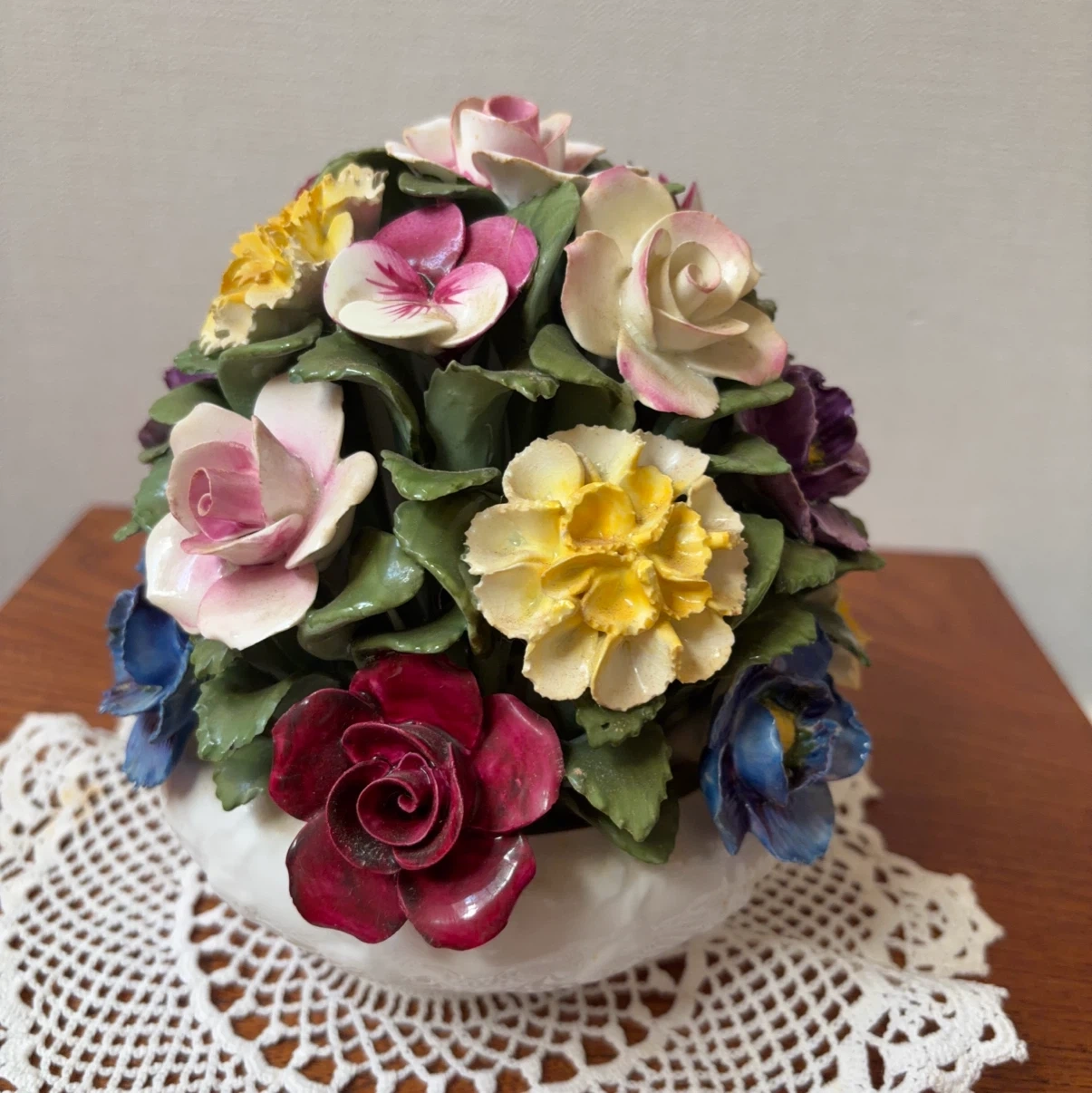 英国製エインズレイの陶花の写真4枚目