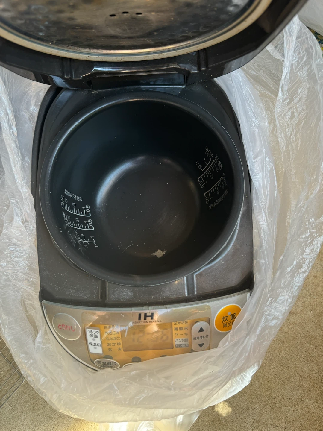 象印 炊飯器 NP-VD10 IH式の写真2枚目