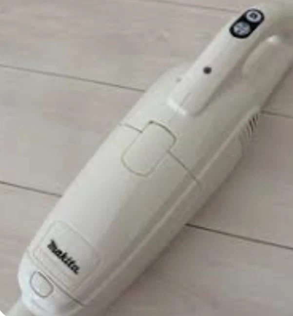 マキタ 充電式クリーナーナの写真4枚目