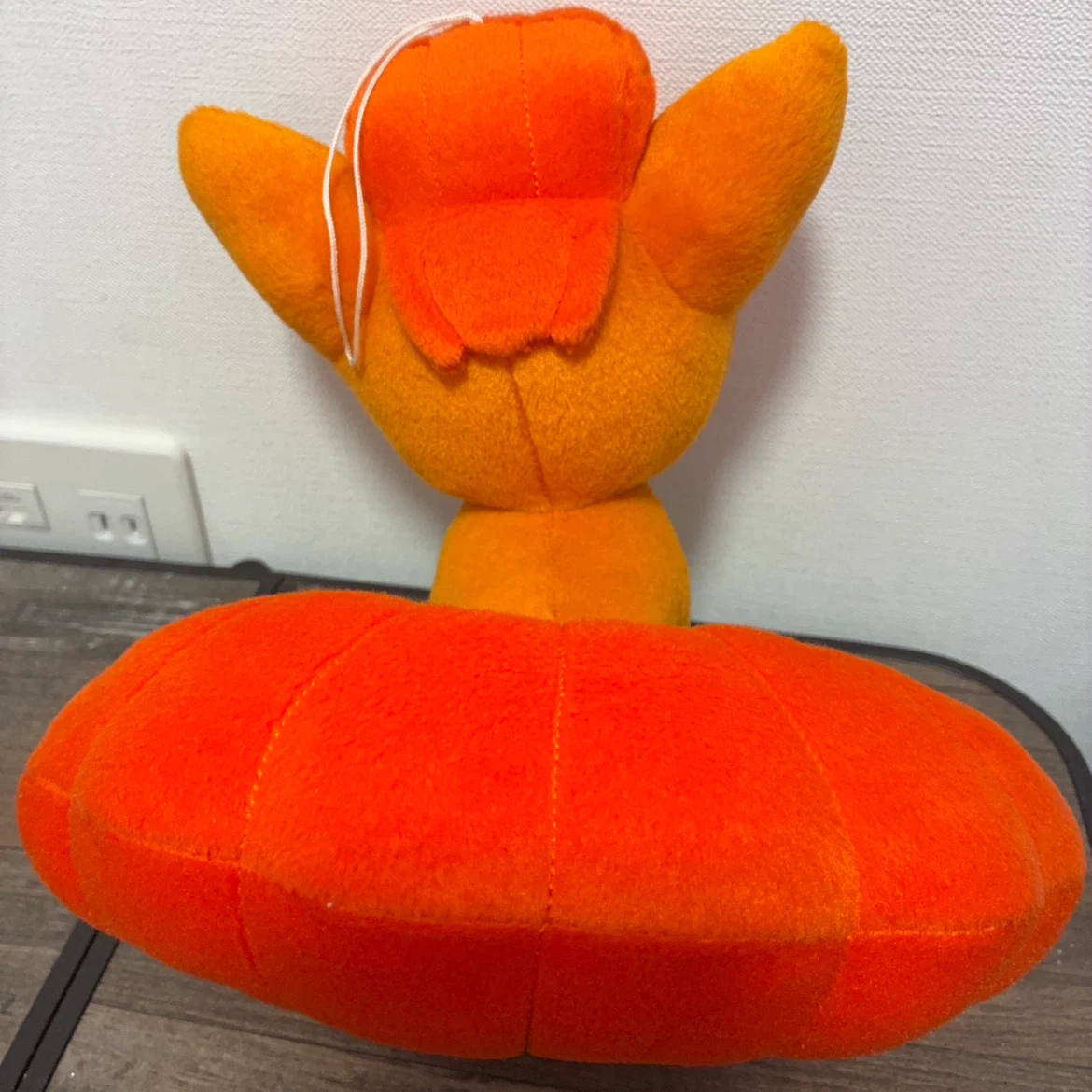 ポケモン ロコン ぬいぐるみの写真2枚目