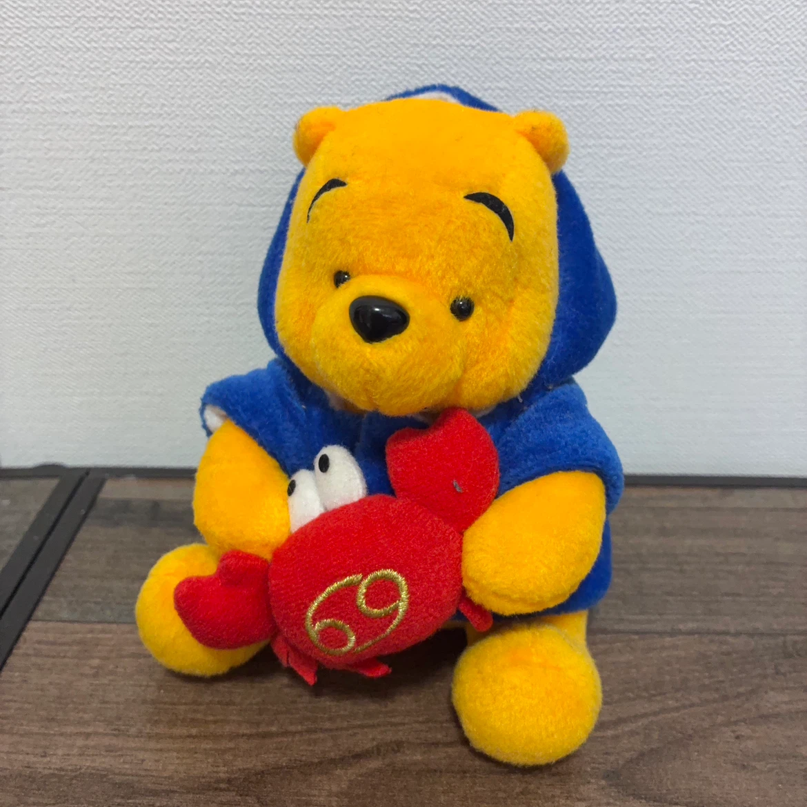 くまのプーさん ぬいぐるみ カニ