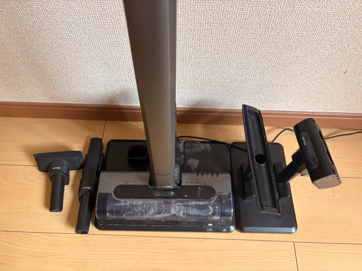 シャーク コードレス掃除機 CS401JGRの写真4枚目