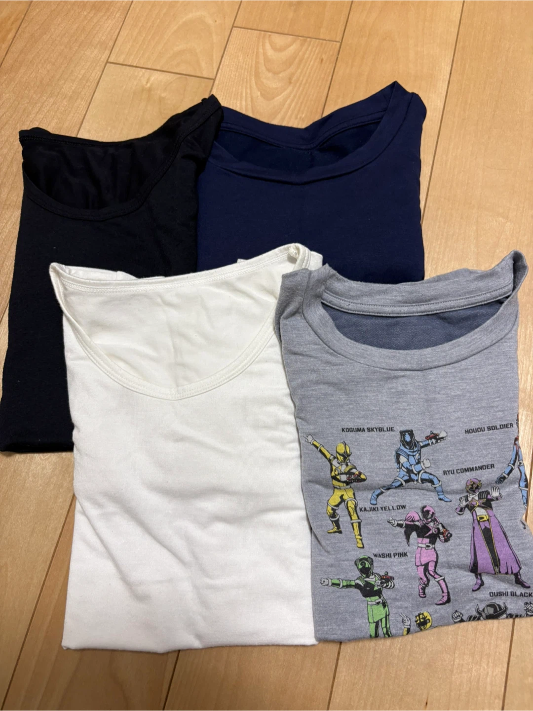 子ども服ユニクロヒートテック長袖