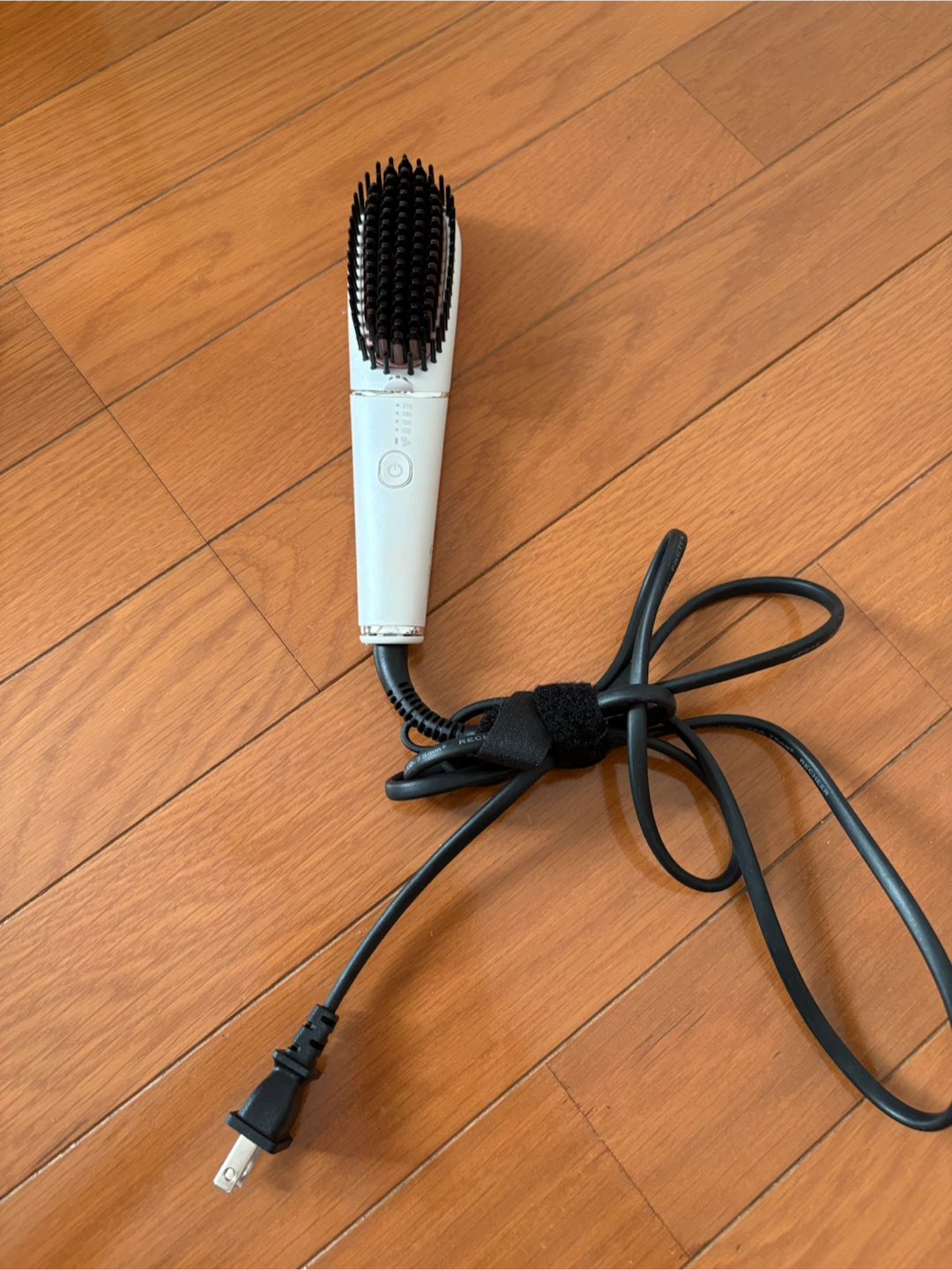 ブラシヘアアイロン
