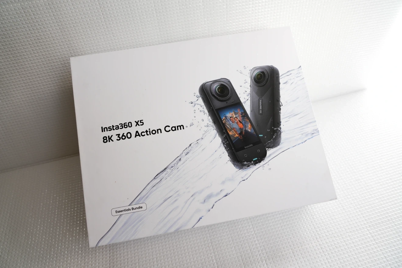未使用に近い Insta360 X5 8K 360 Action Cam 本体付属品の写真2枚目