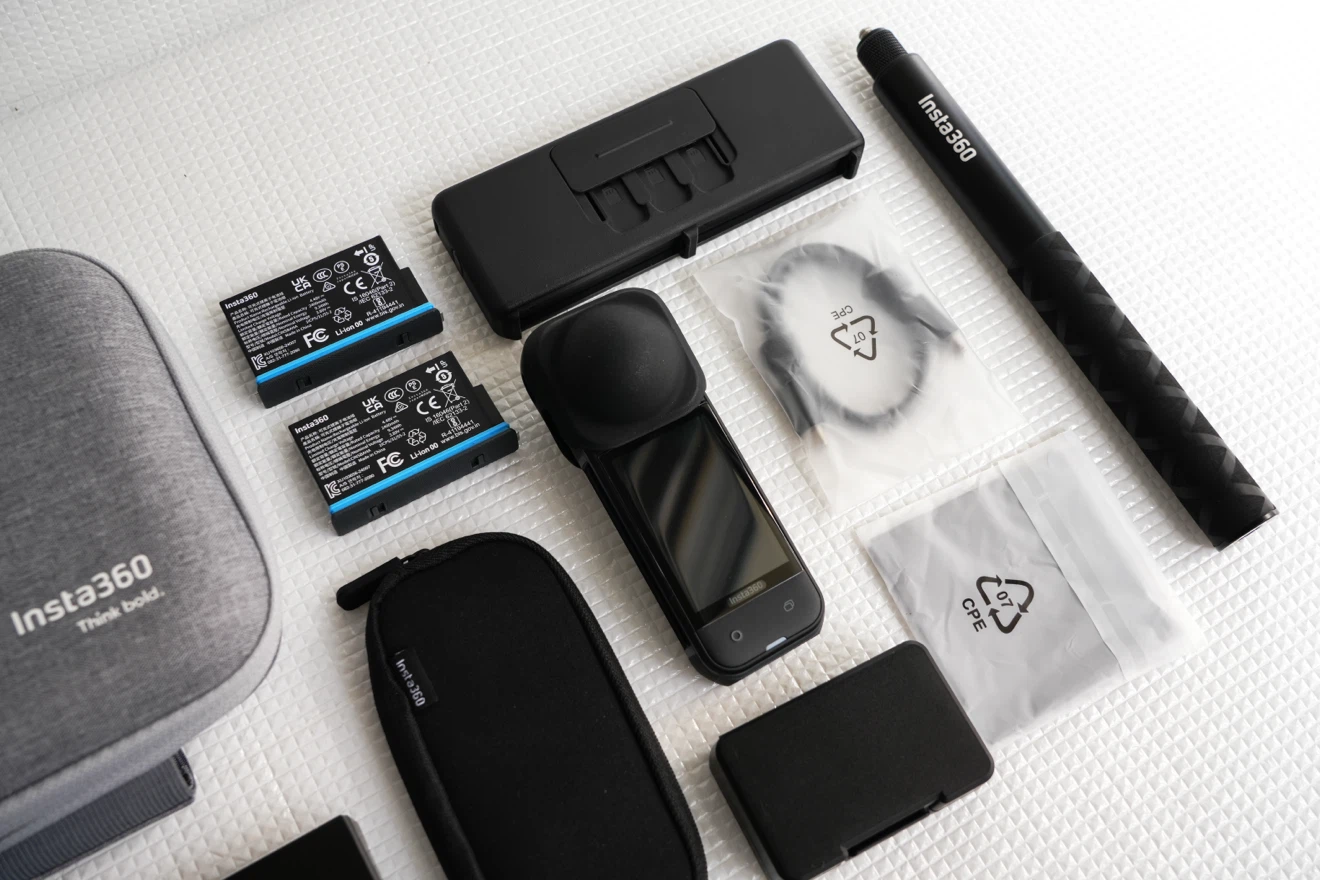 未使用に近い　Insta360 X5 8K 360 Action Cam 本体付属品の写真9枚目