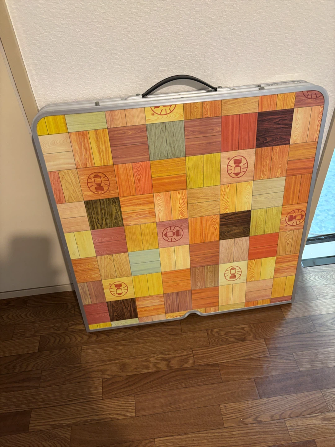 Coleman ナチュラルモザイク テーブル 120cm 高さ2段階の写真3枚目