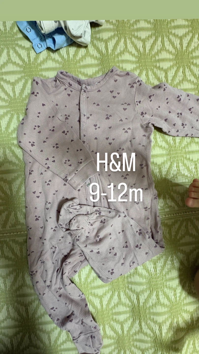 H&M ベビーロンパース ハート柄 9-12m