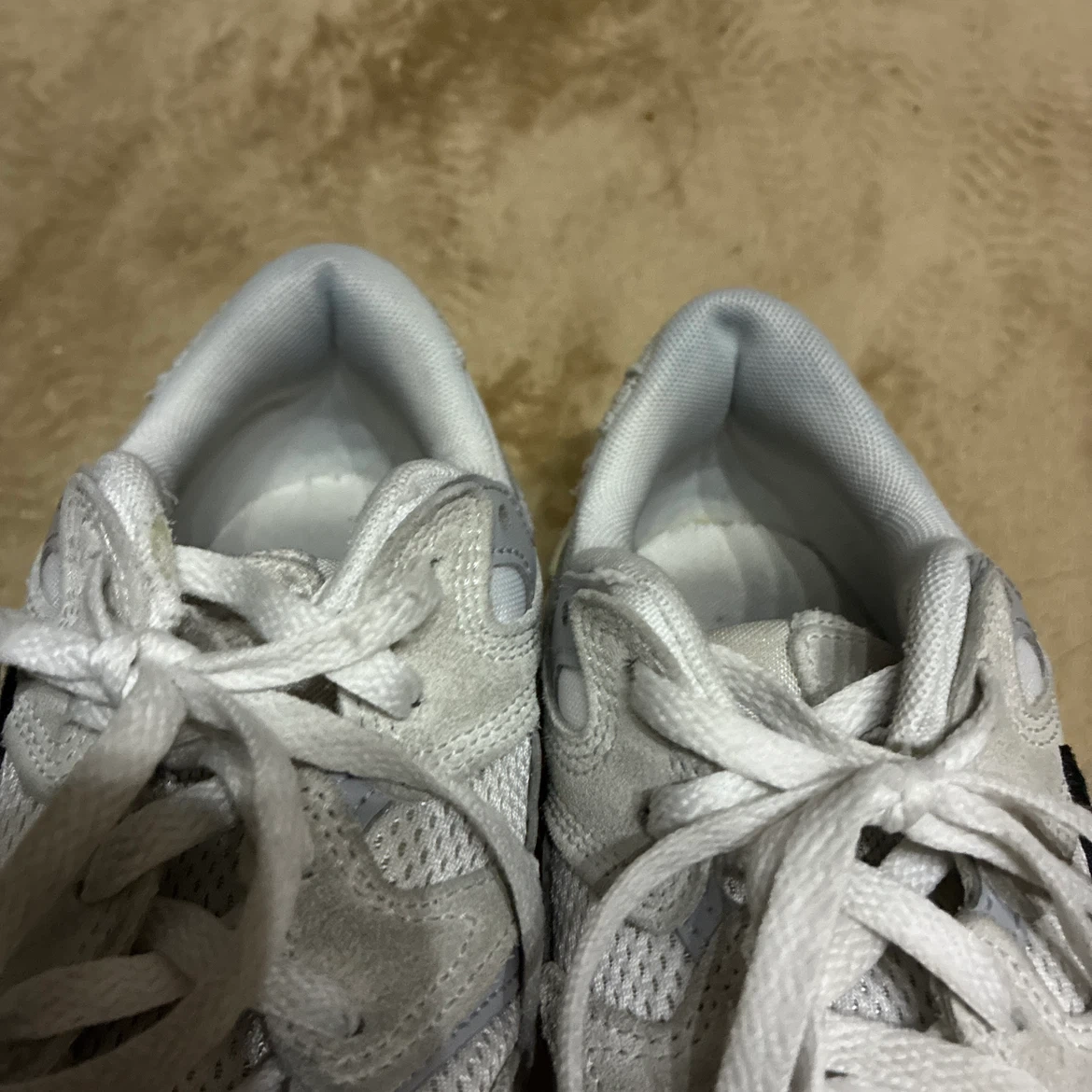 NIKE スニーカー グレー レディース 24.0cmの写真7枚目