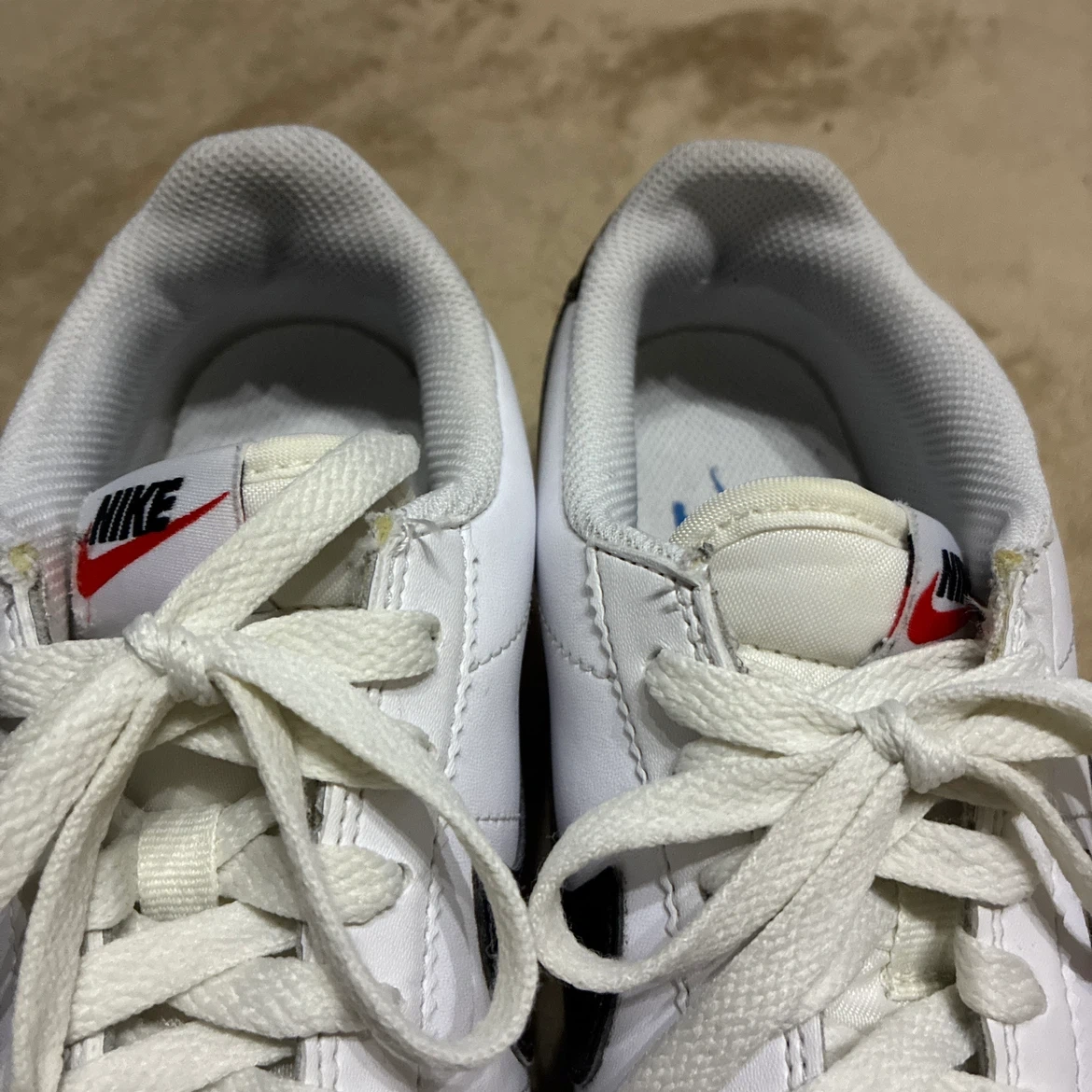 NIKE CORTEZ ナイキ コルテッツ ホワイト ブラック ブルー 24cmの写真9枚目