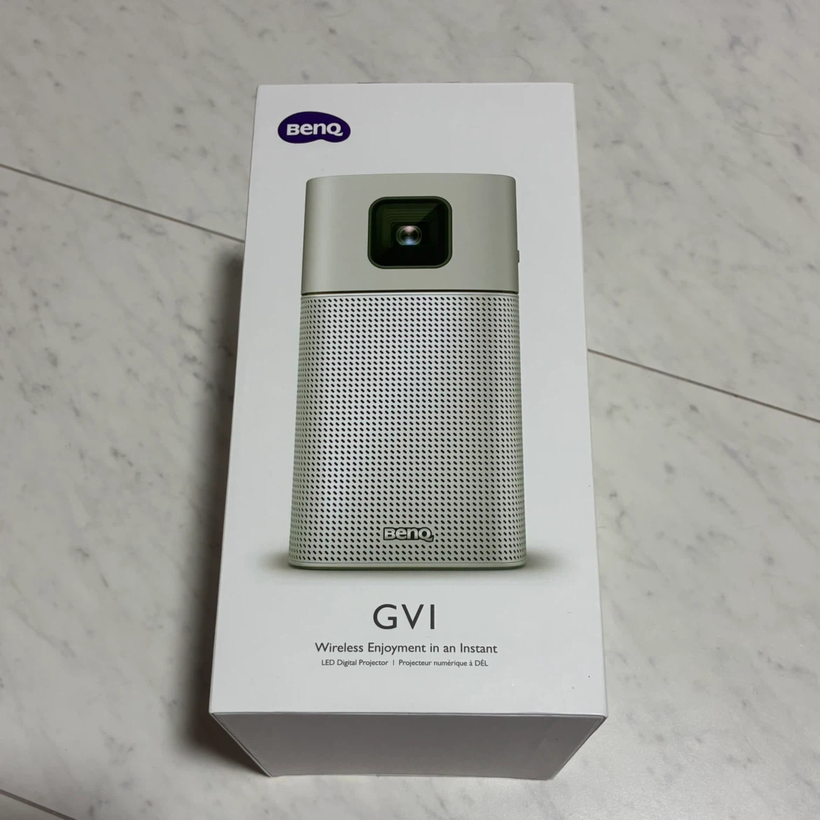 ✨数回使用のみ✨ 《 BenQ GVI 》 小型ポータブルプロジェクターの写真7枚目