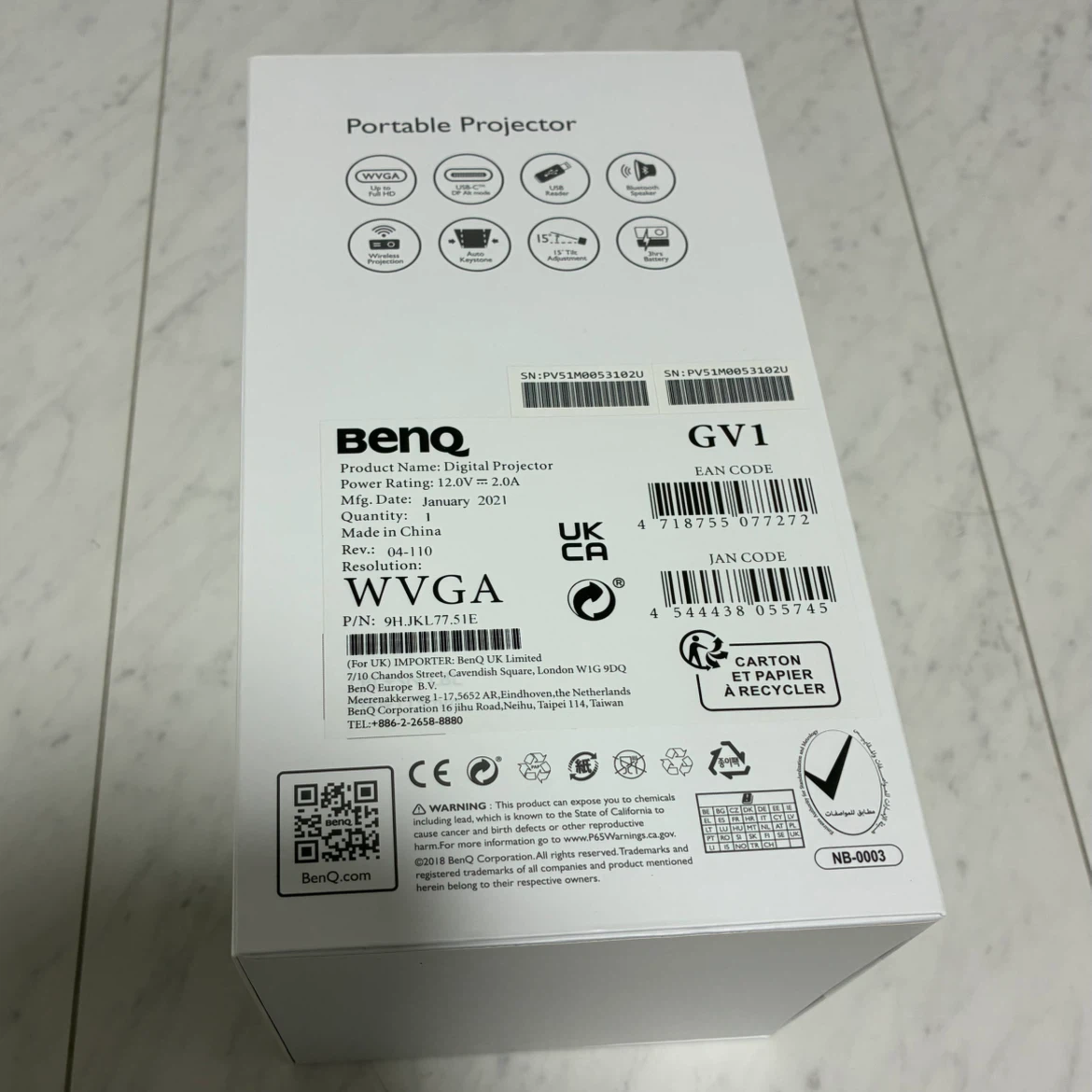 ✨数回使用のみ✨ 《 BenQ GVI 》 小型ポータブルプロジェクターの写真8枚目