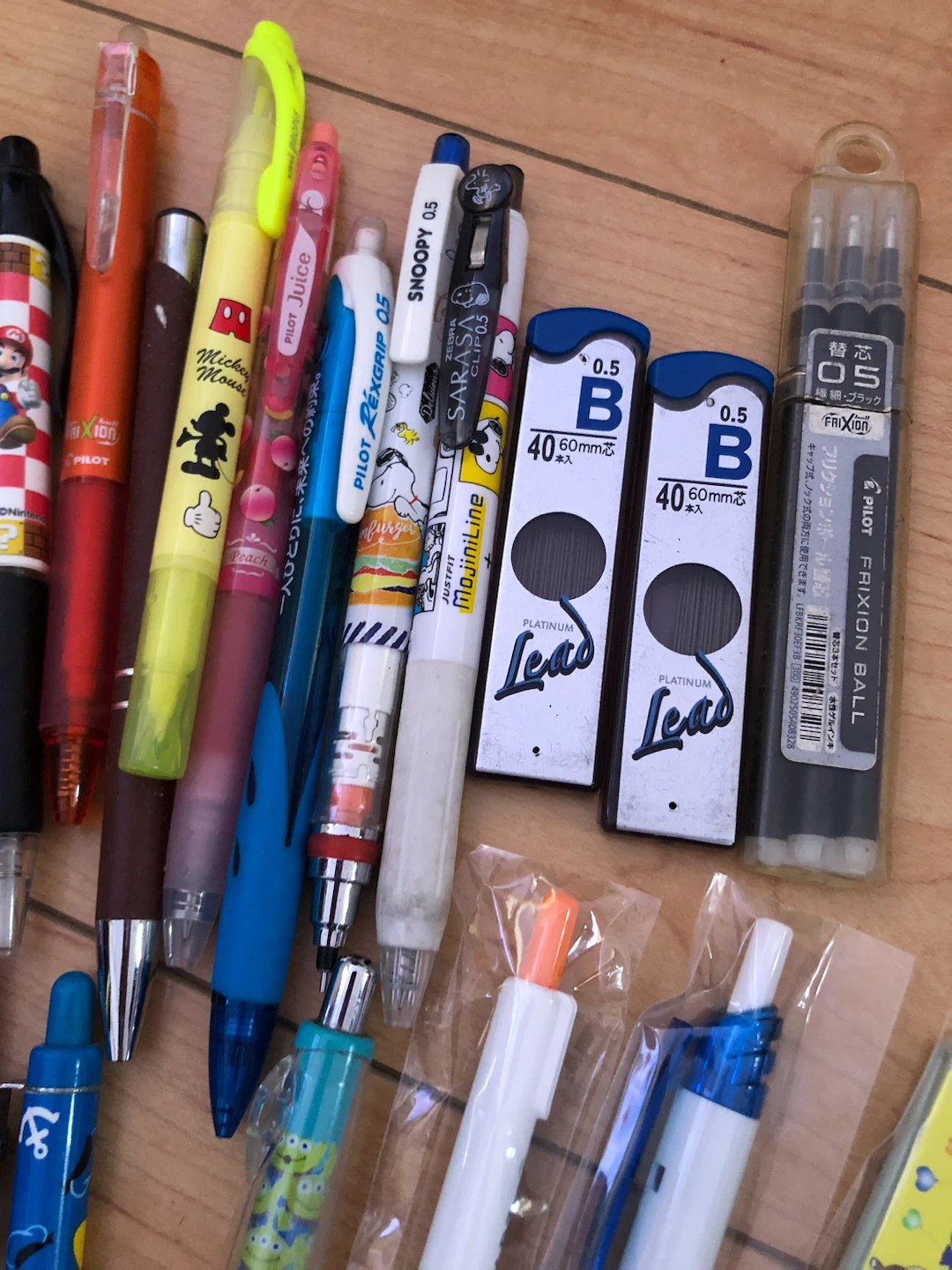 文房具 ペン シャープペン 替芯 まとめ売りの写真3枚目