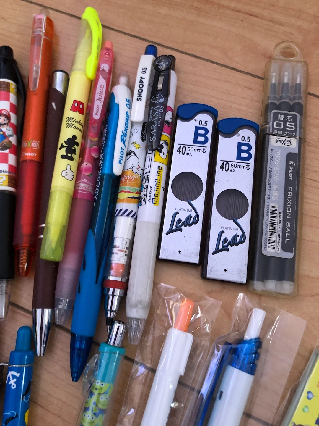 文房具 ペン シャープペン 替芯 まとめ売りの写真3枚目
