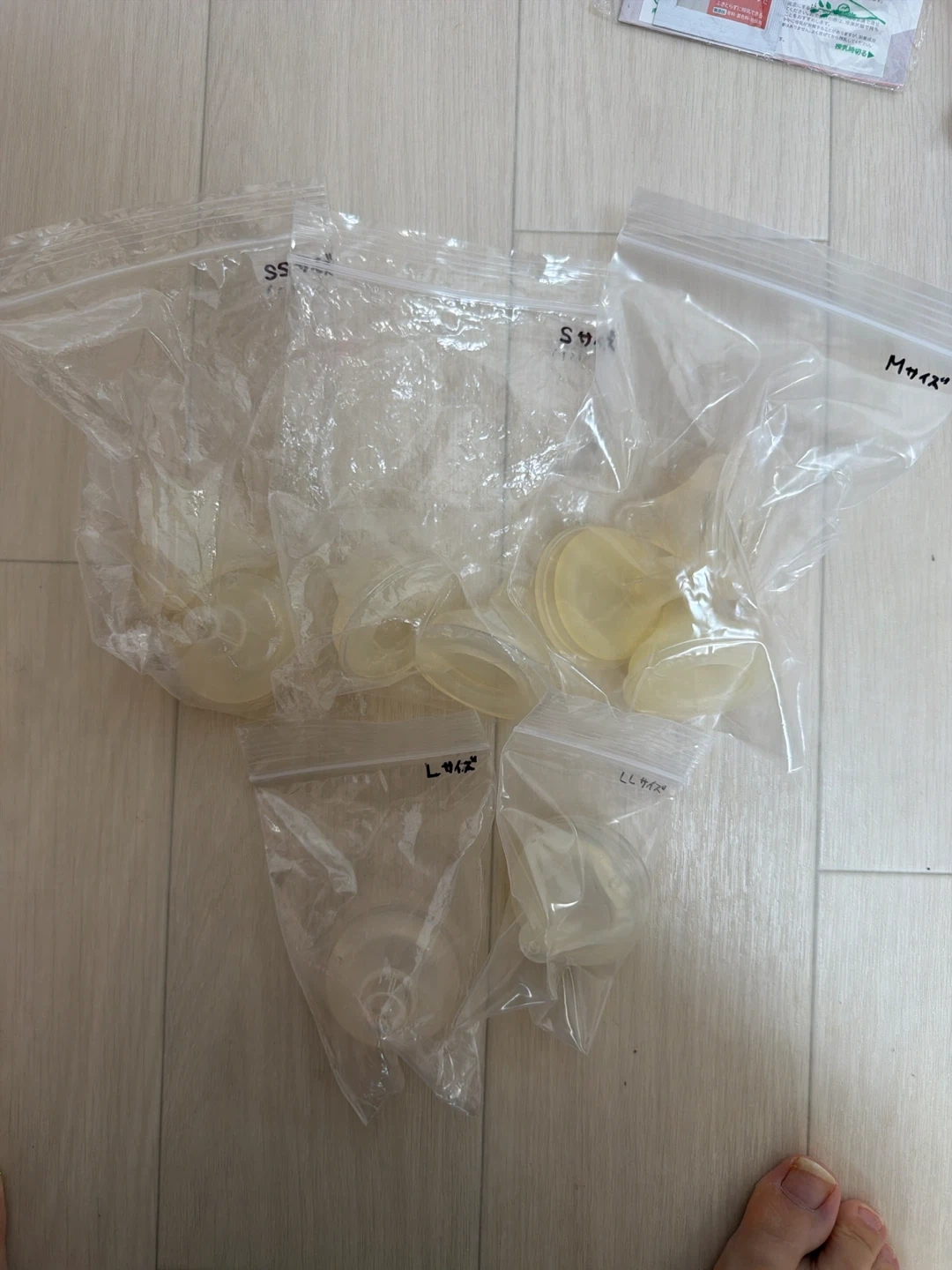 ベビーセット☆ピジョン哺乳瓶 フリーザーパック コンビ除菌ケースの写真4枚目