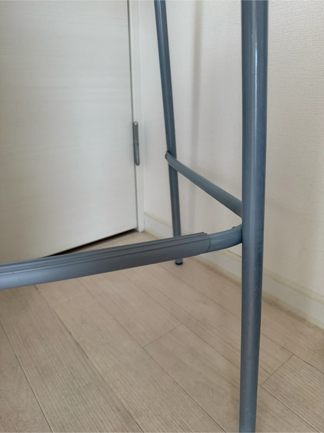 IKEA STIG 2脚 ハイチェア/バースツールの写真6枚目