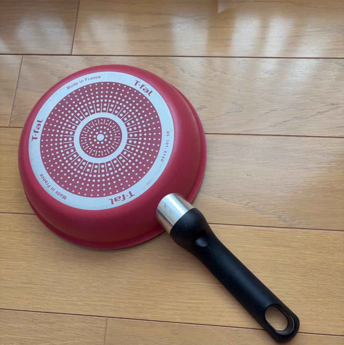 Ｔ－ＦＡＬ　クランベリーレッド　フライパン２０ｃｍフライパン　直径21センチの写真2枚目