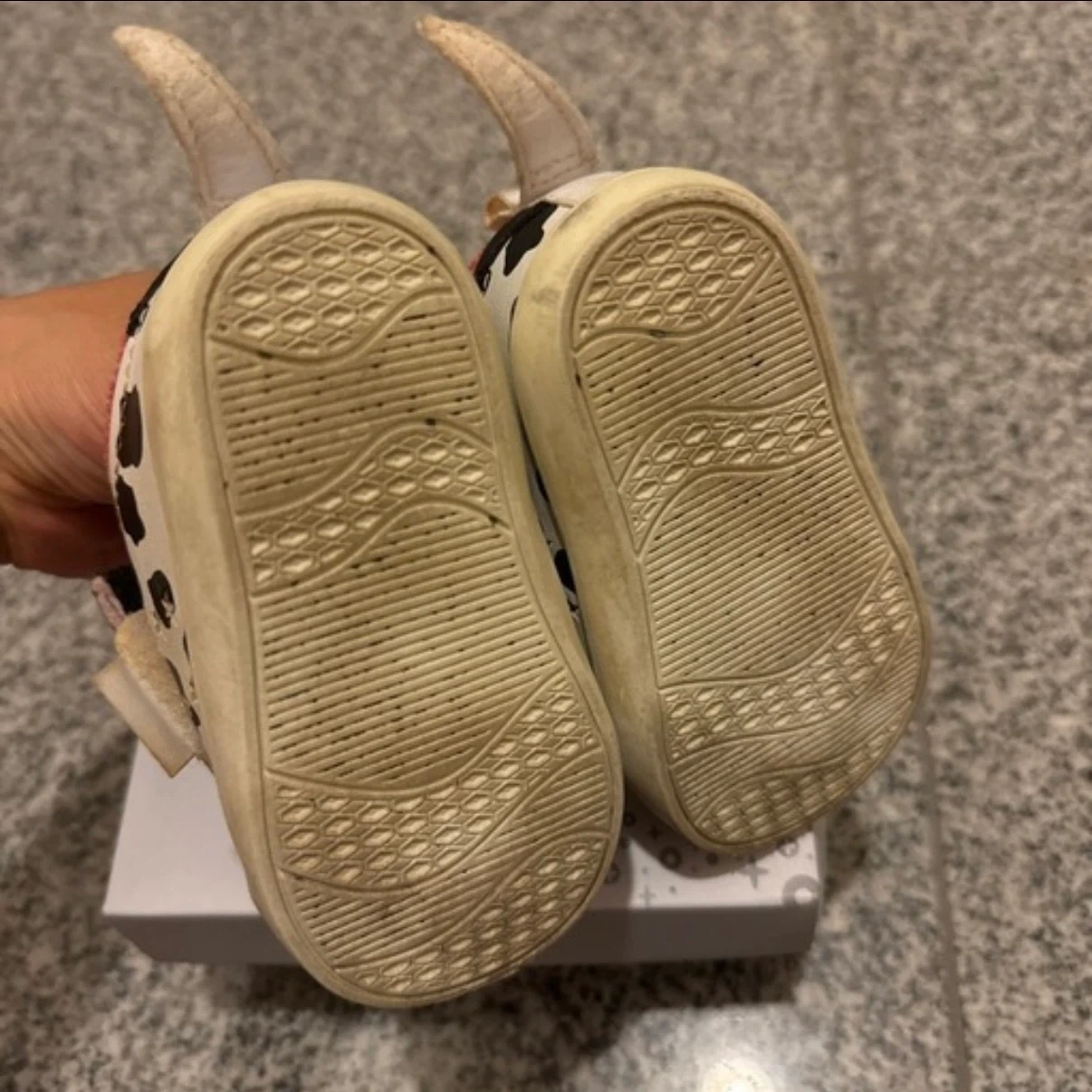 ホーキンス ベビー靴 12cm ダルメシアン柄の写真4枚目