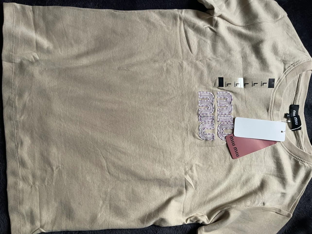 ミュウミュウ Tシャツ ベージュ Lサイズの写真2枚目