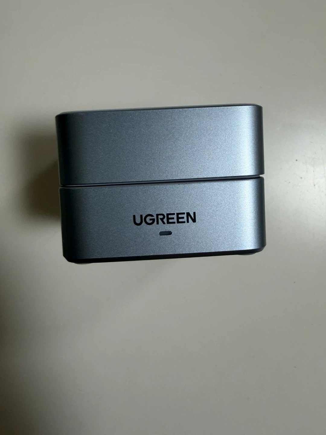 UGREEN MagFlow 2-in-1 ワイヤレス充電器の写真4枚目
