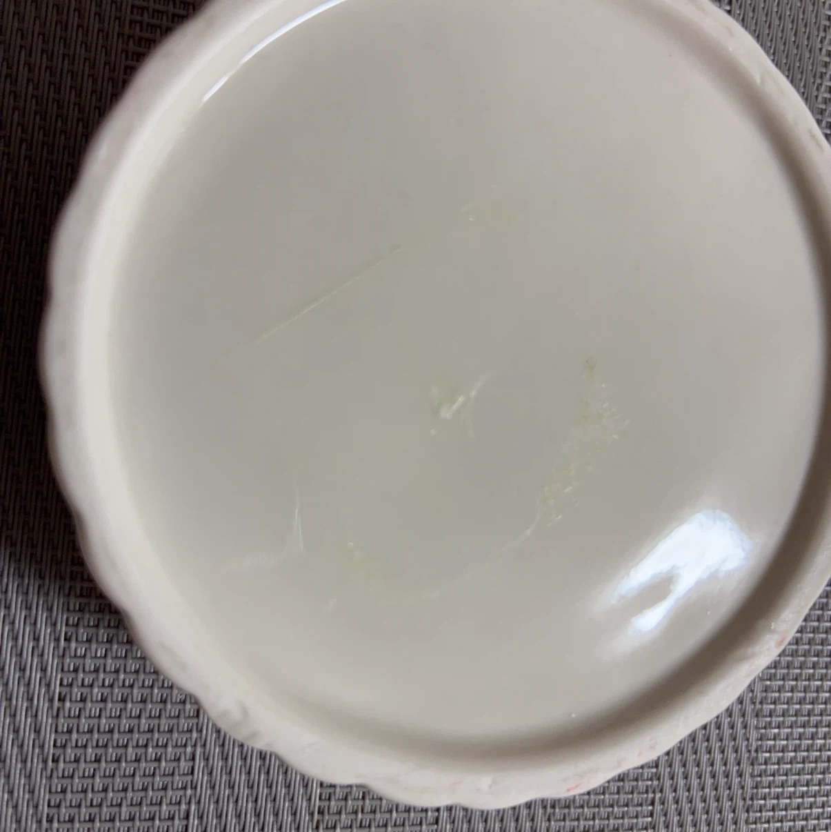 小鳥のモチーフ付き 陶器製キャニスターの写真3枚目