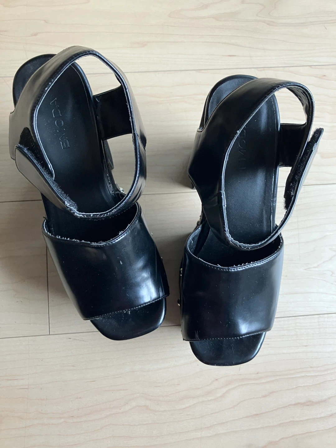 エモダ 厚底サンダル ブラック🖤👠