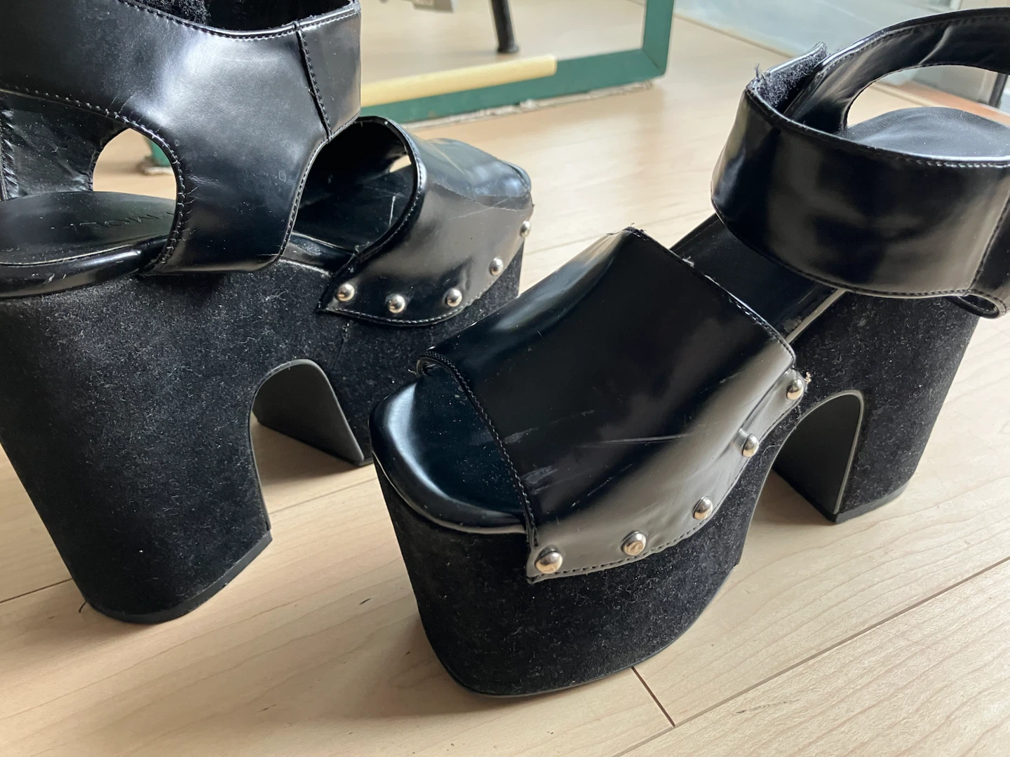 エモダ 厚底サンダル ブラック🖤👠の写真3枚目