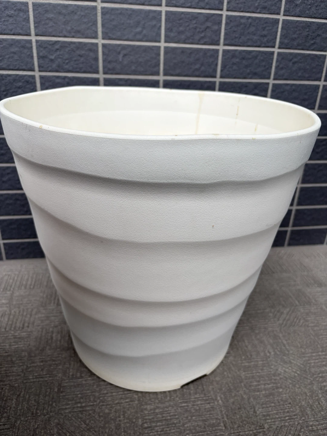 プラスチック植木鉢 35号、受皿 9号30cm 白