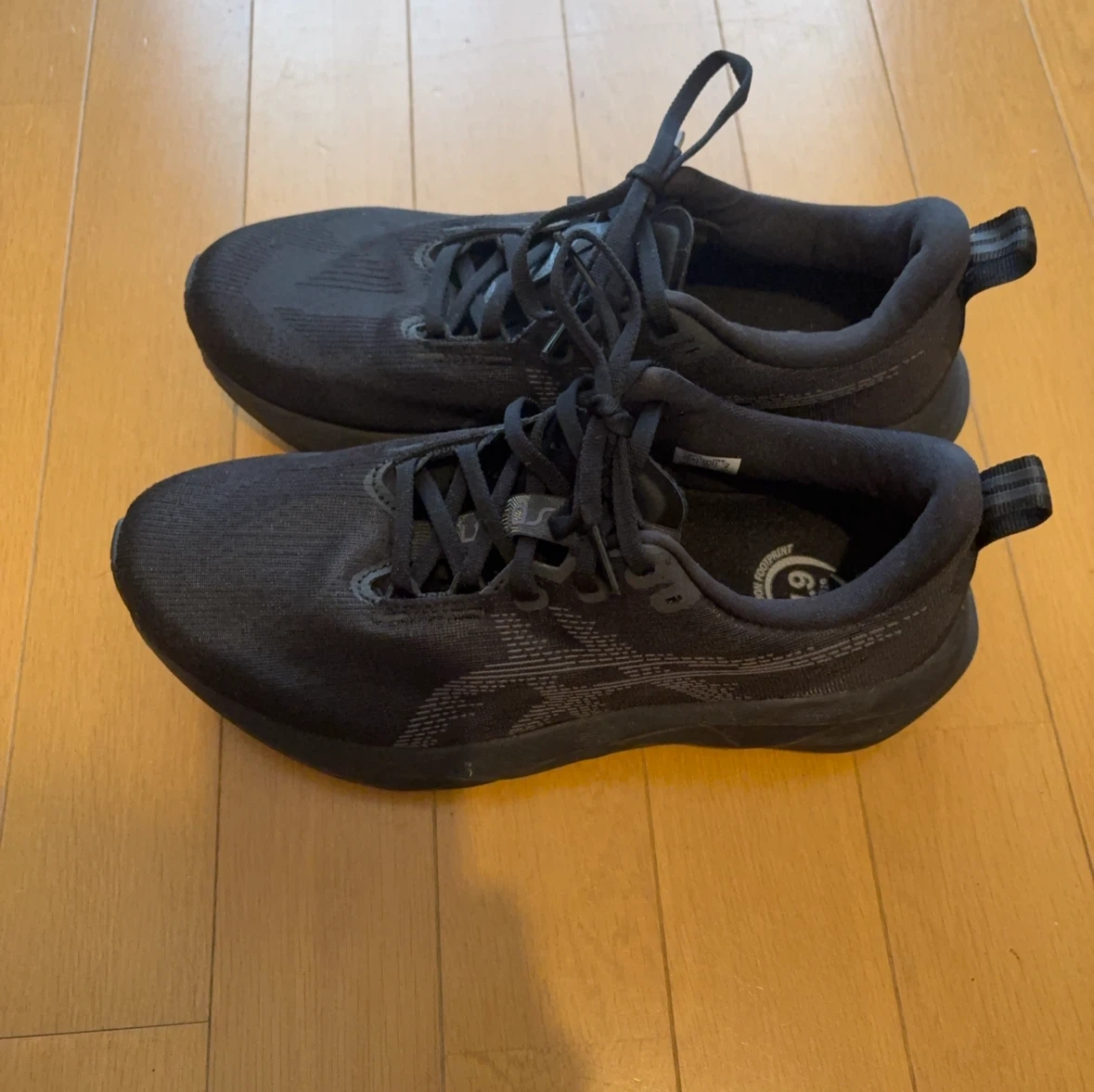 asics NOVABLAST 26cm アシックス スニーカー ブラックの写真4枚目