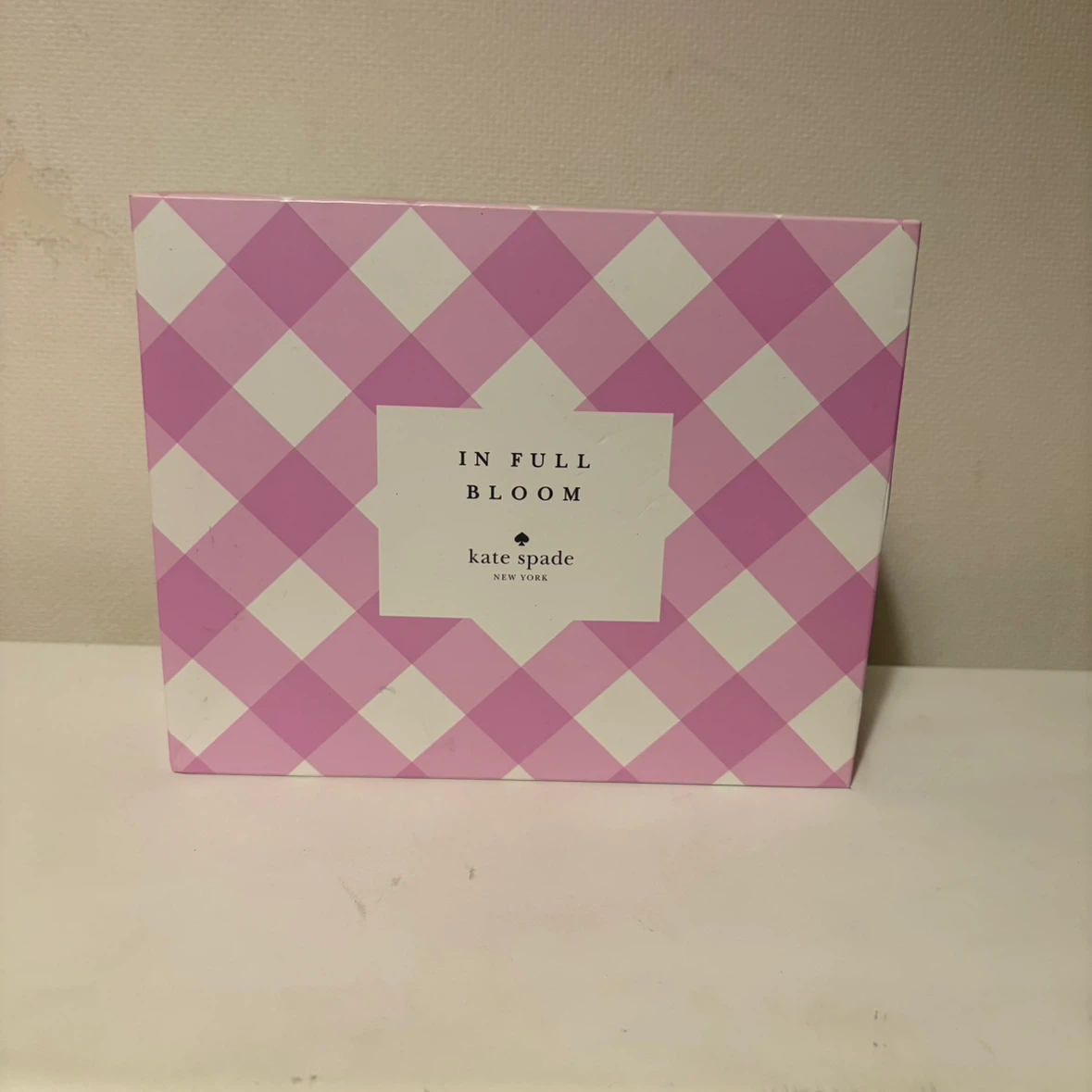 《未開封》kate spade NEW YORK インフルブルーム ギフトセット 香水 ローションの写真2枚目