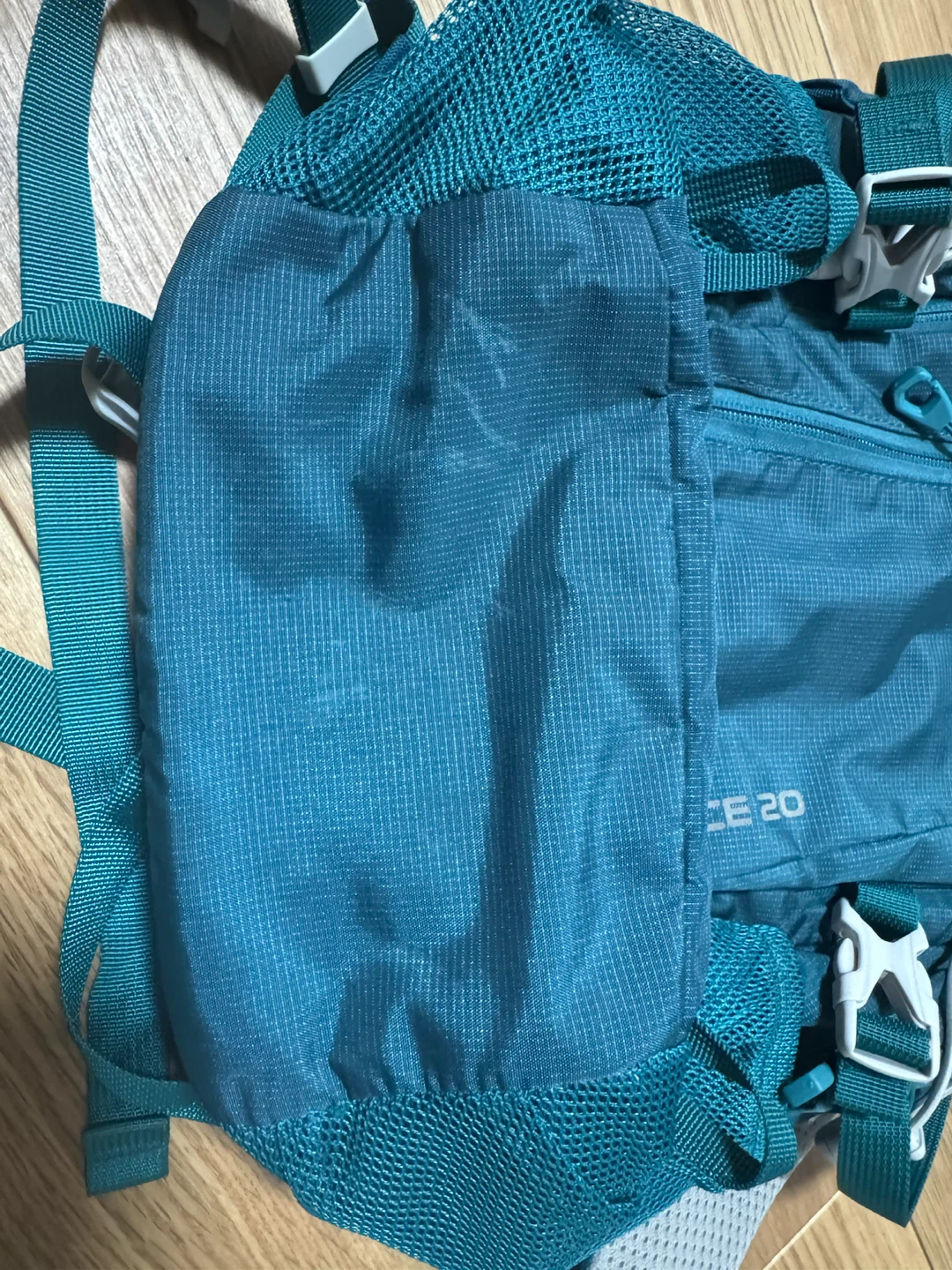 ネボライノ ADVANCE 20 バックパック グリーンの写真3枚目