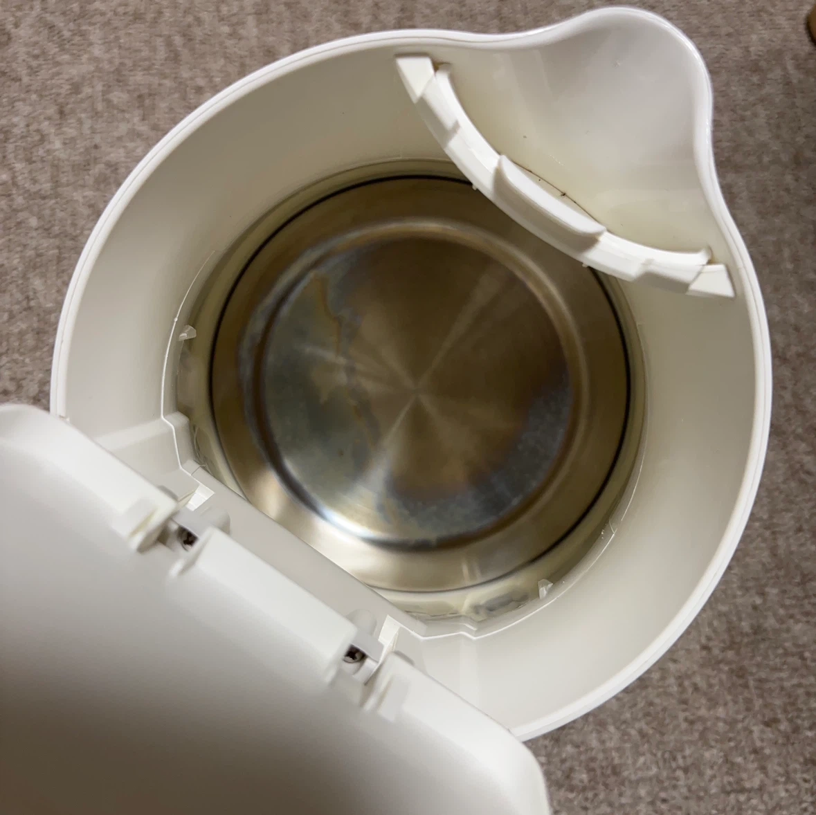 ティファール 電気ケトル ジャスティン+ 1.2Lの写真5枚目
