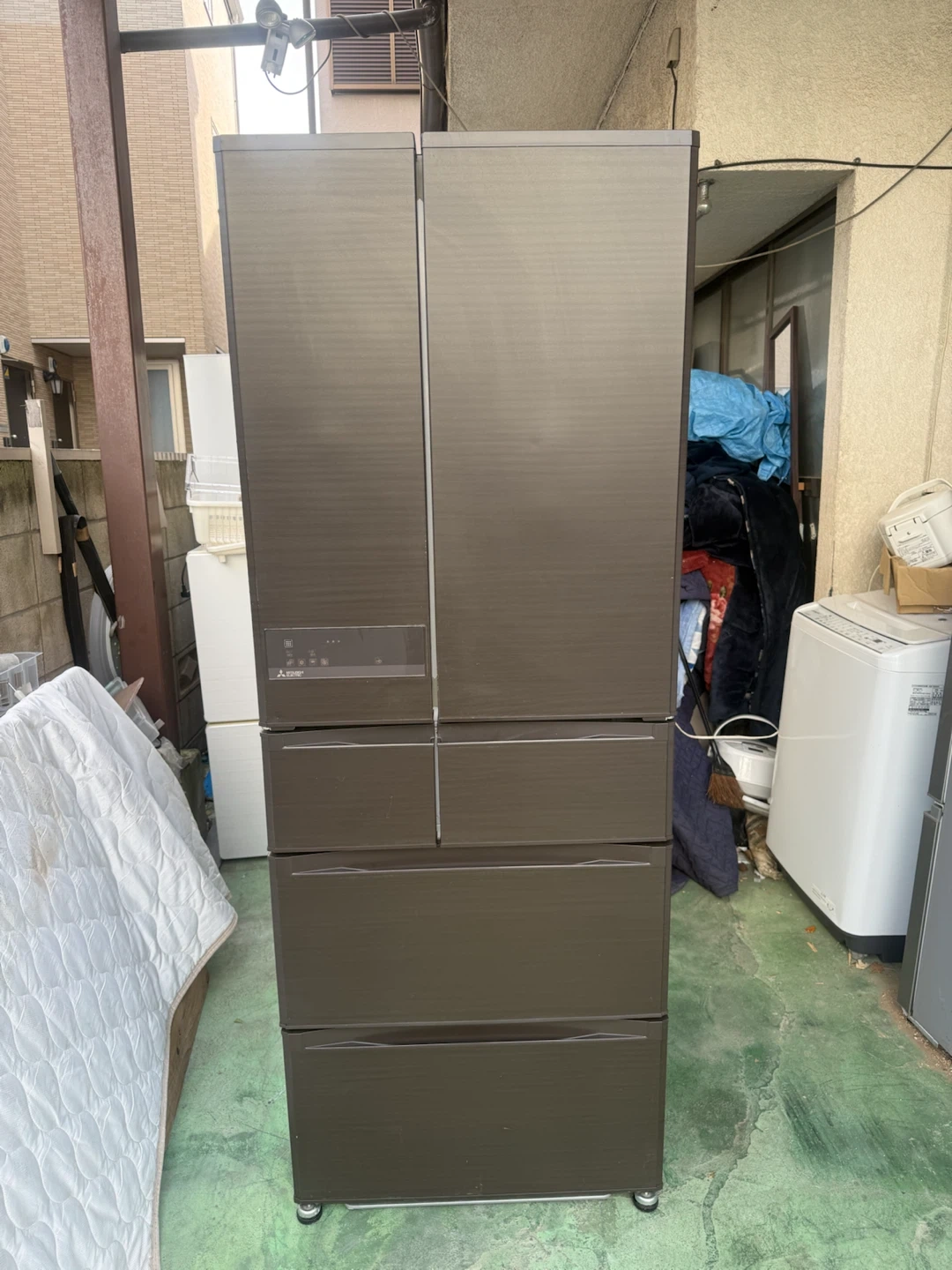 三菱 冷蔵庫 MR-JX60A-RW 600Lの写真6枚目