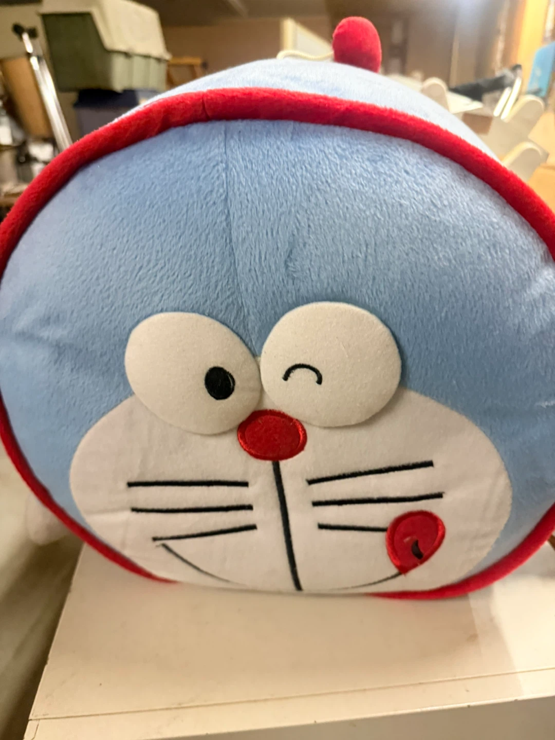 ドラえもん クッション ぬいぐるみ型の写真2枚目