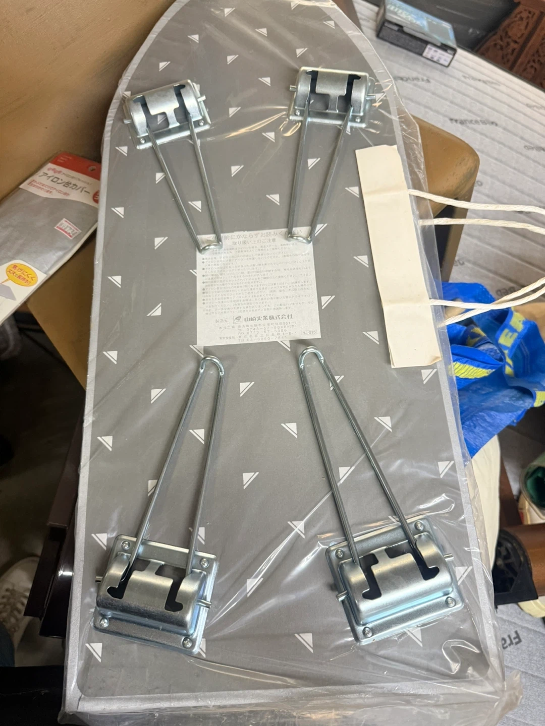 山崎実業 舟型アイロン台 アルミコートの写真2枚目