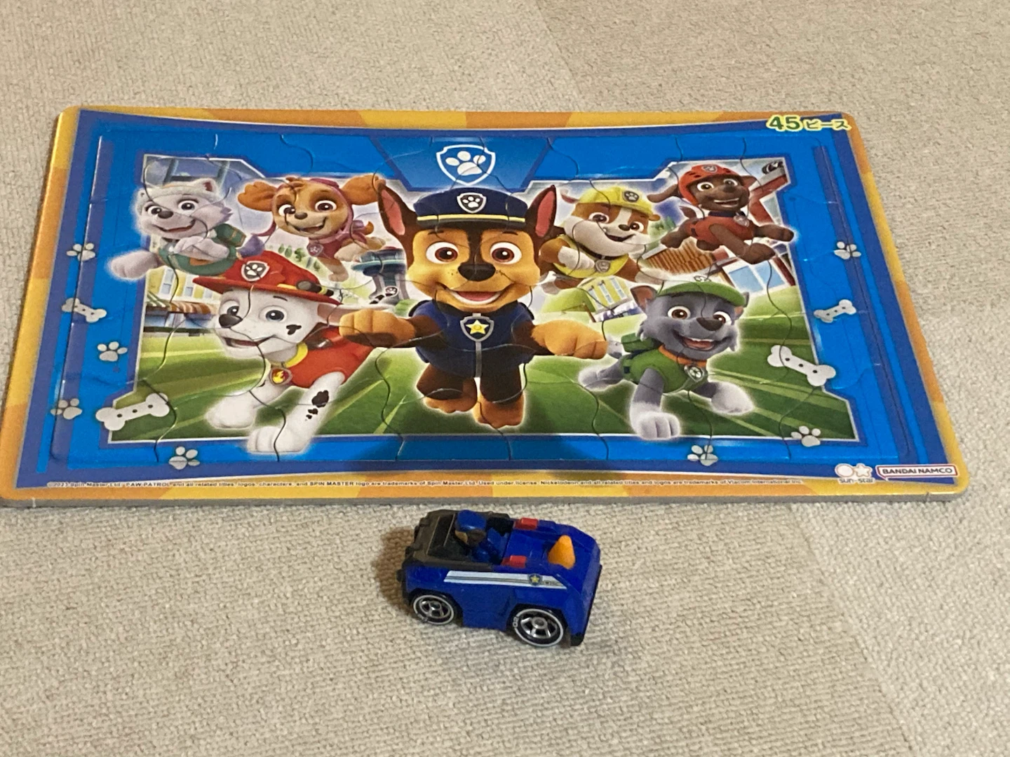 パウパトロール　パズル、ミニカー
