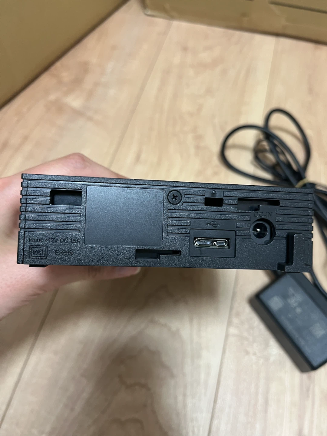 【ジャンク品】バッファロー 外付けHDD HD-AD4U3の写真2枚目