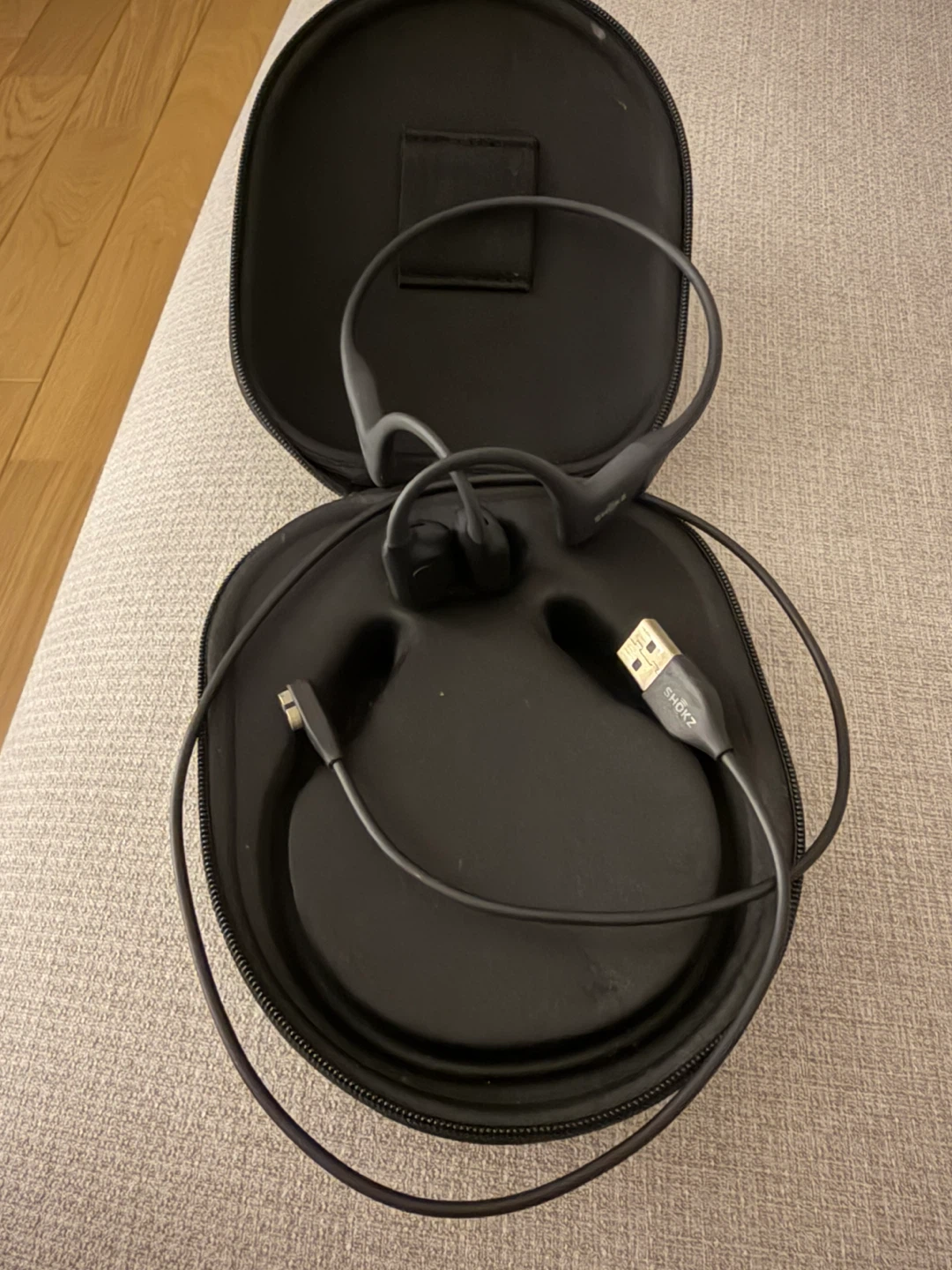ショックス 骨伝導イヤホン S810 (Shokz OpenRun Pro (型號 S810))の写真2枚目