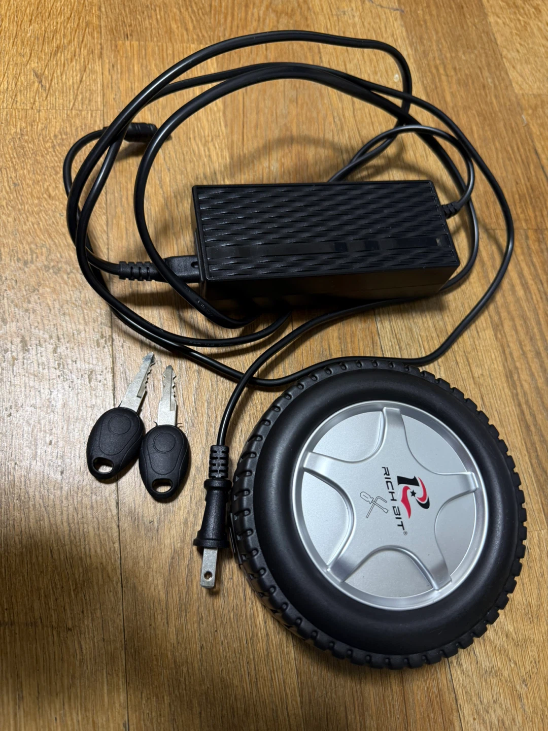 リッチビット 折りたたみ電動自転車の写真2枚目
