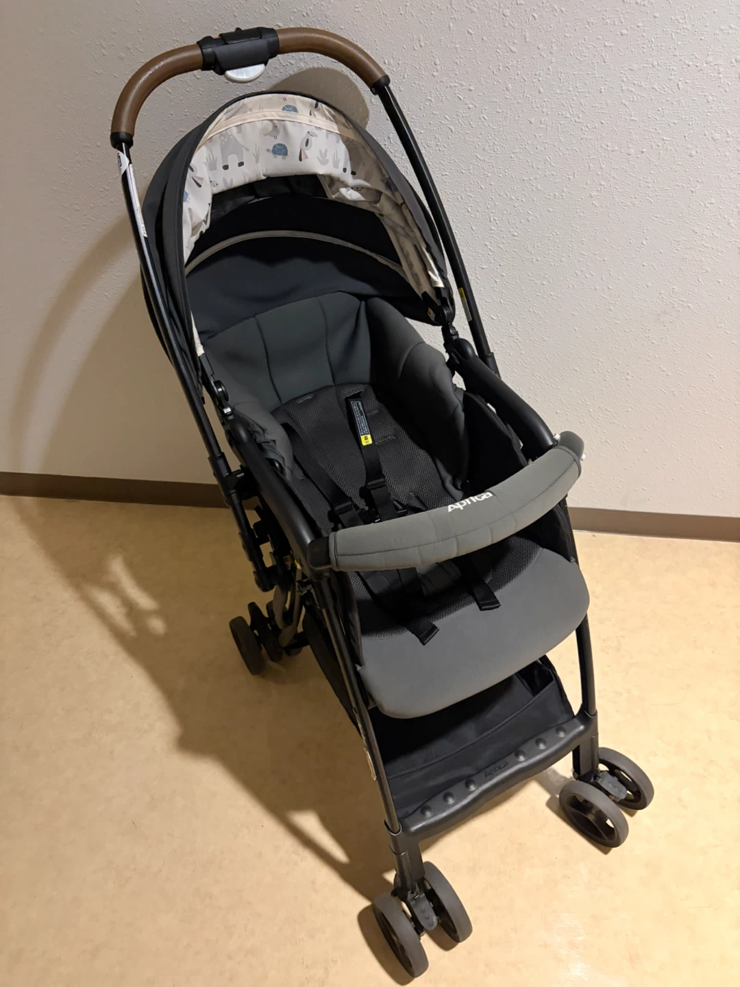 ファンシート付き アップリカ カルーンエアー メッシュ AC グレー Aprica ベビーカー