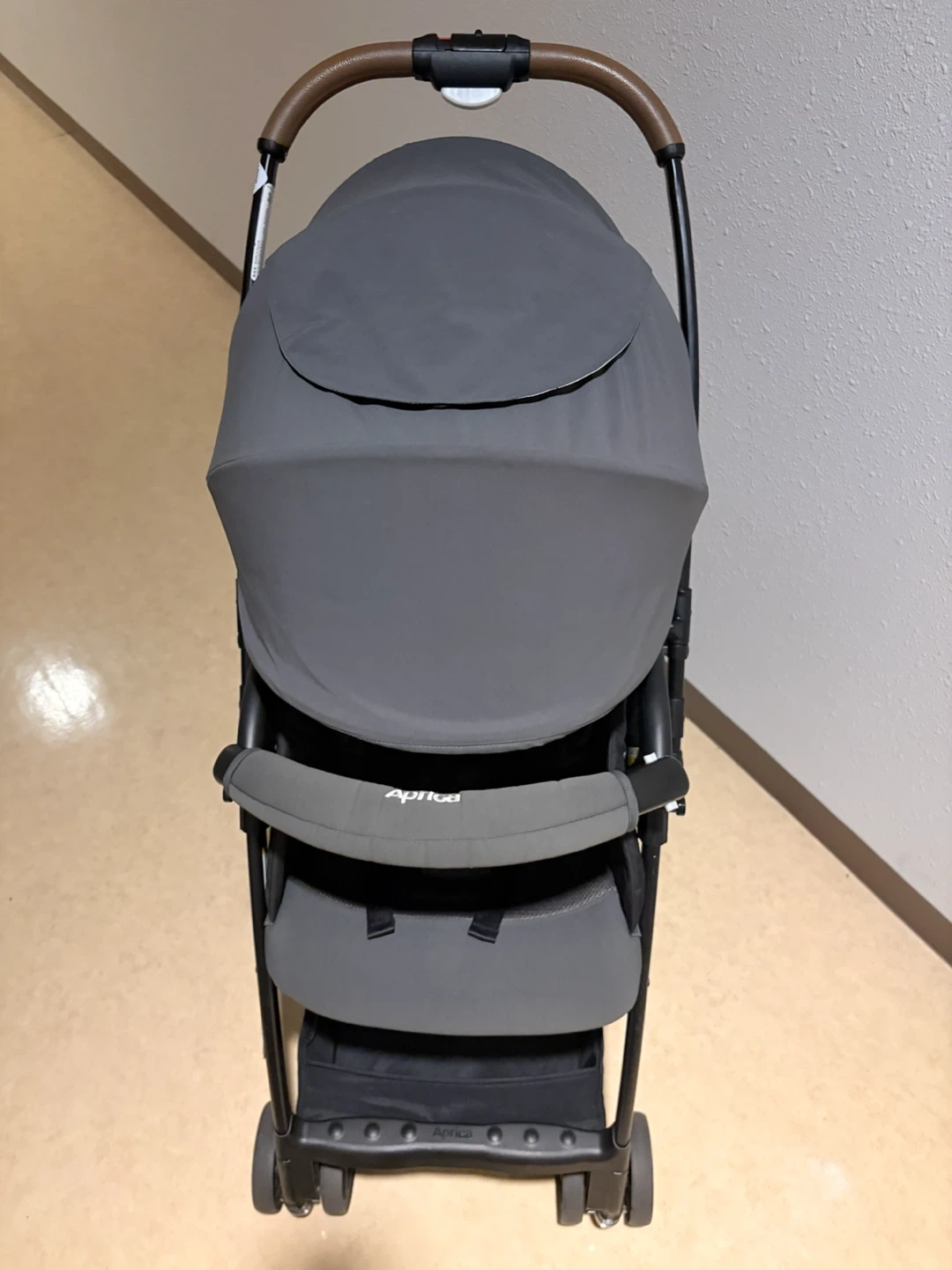 ファンシート付き アップリカ カルーンエアー メッシュ AC グレー Aprica ベビーカーの写真2枚目