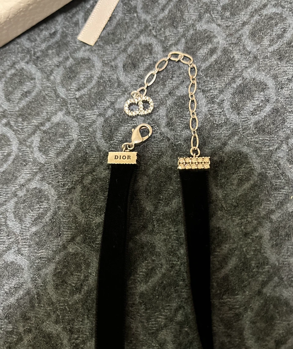 【極美品・付属品完備】 Dior J'ADIOR チョーカー、ベルベット ネックレス、ブラックの写真4枚目