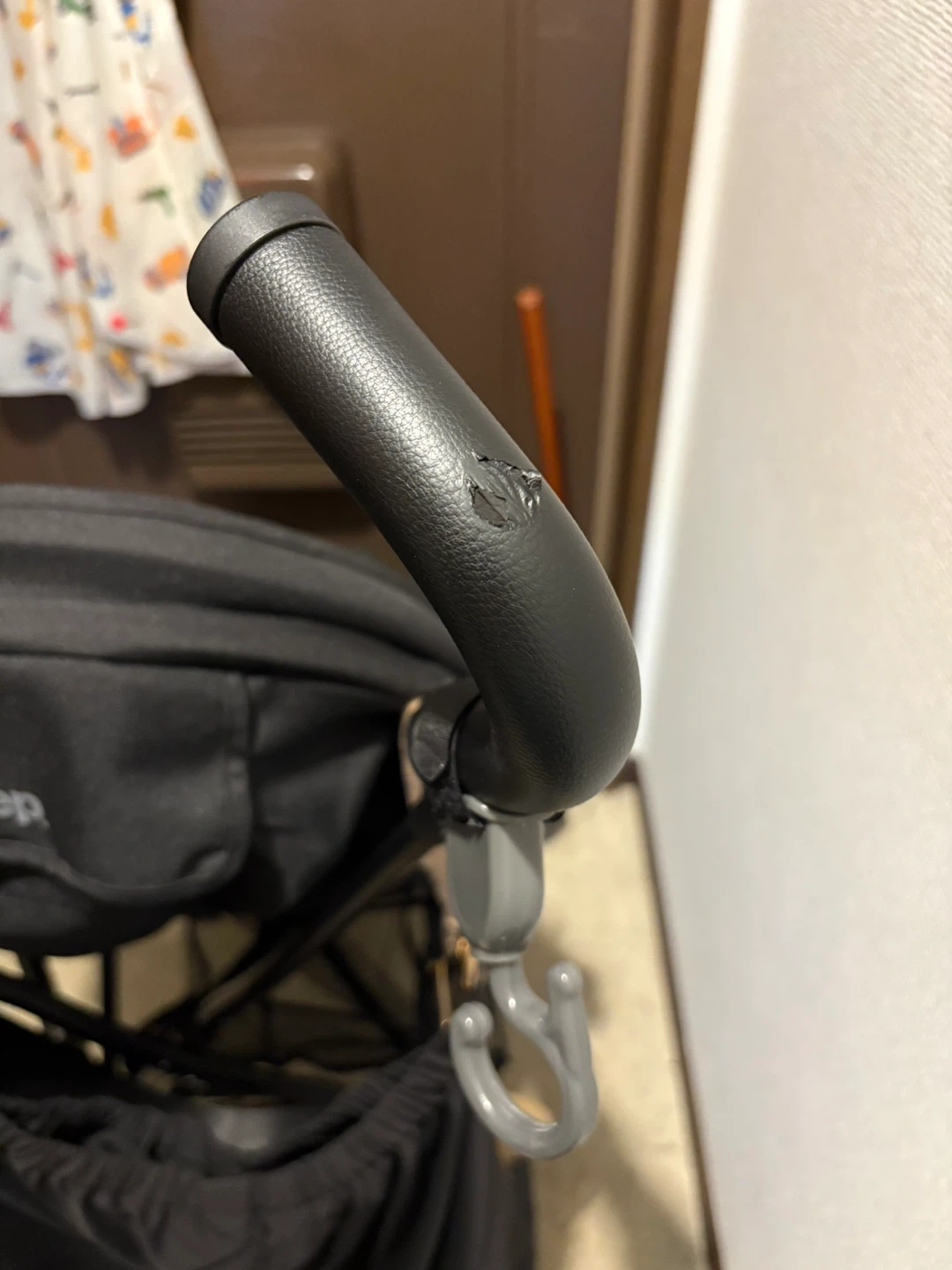 ジープ ベビーカー ブラックの写真6枚目