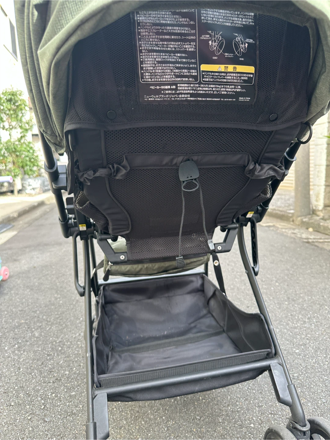 アップリカ ルンルン　ベビーカー カーキ色　3年使用の写真4枚目
