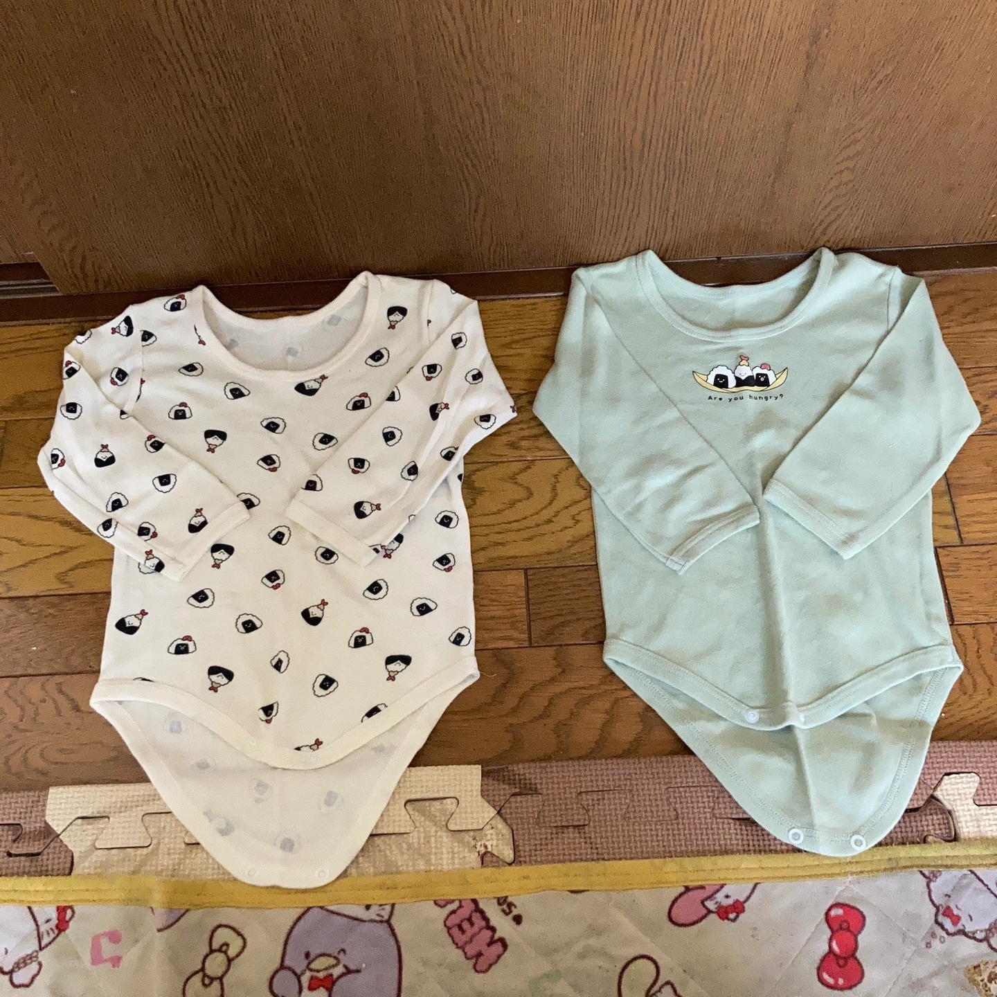 幼児用 長袖ロンパース 2枚セット おにぎり柄