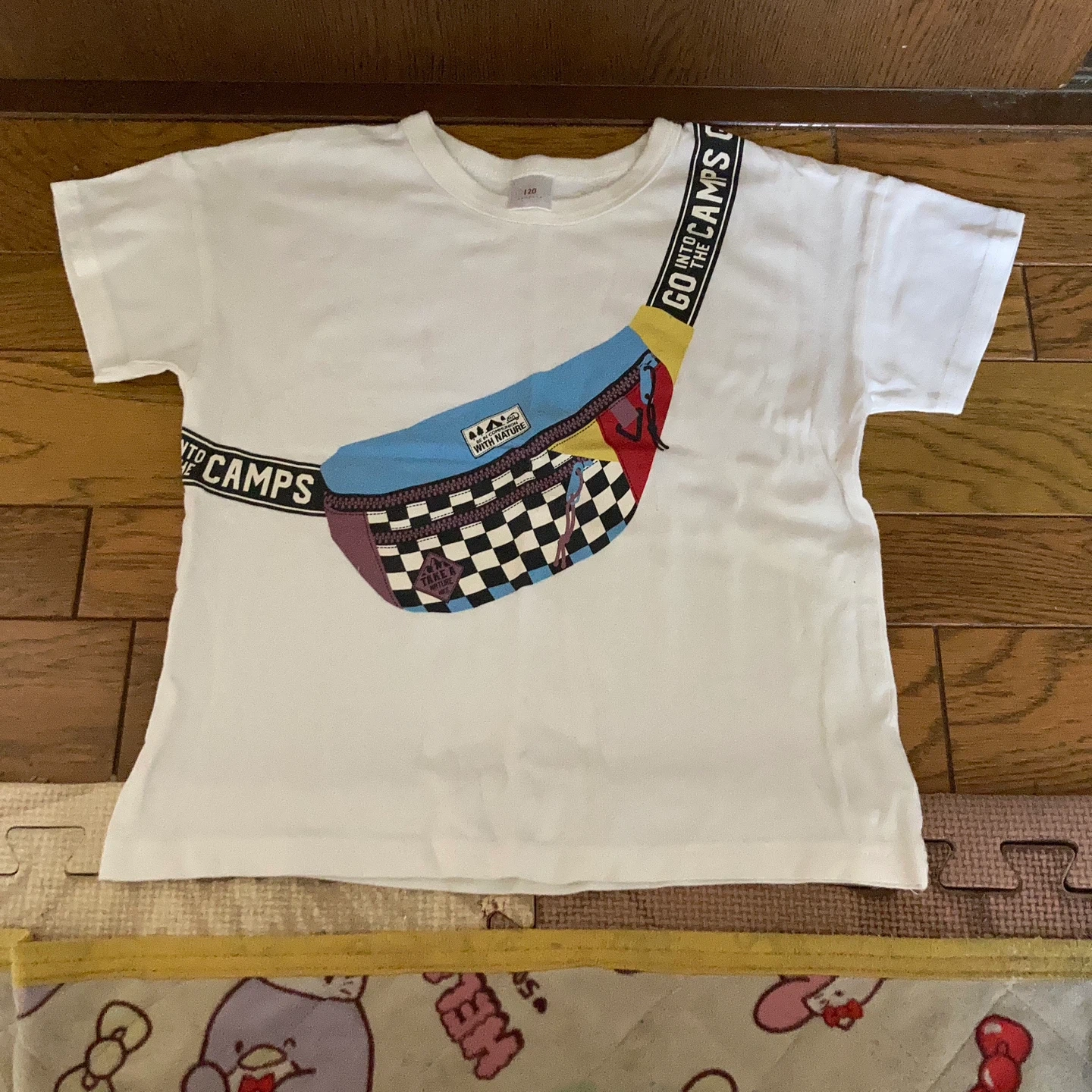 子供服 ボディーバッグ風プリントTシャツ 白 120cm