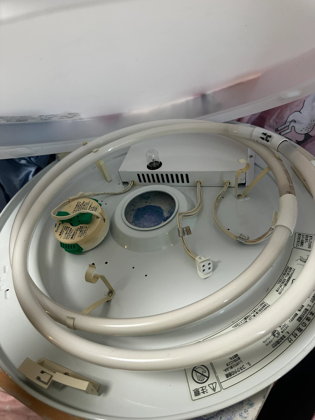 シーリングライト 照明器具 円形 ジャンクの写真3枚目