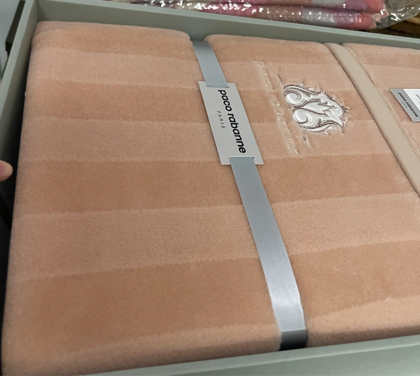 パコラバンヌ マイヤー敷毛布 ピンクの写真2枚目