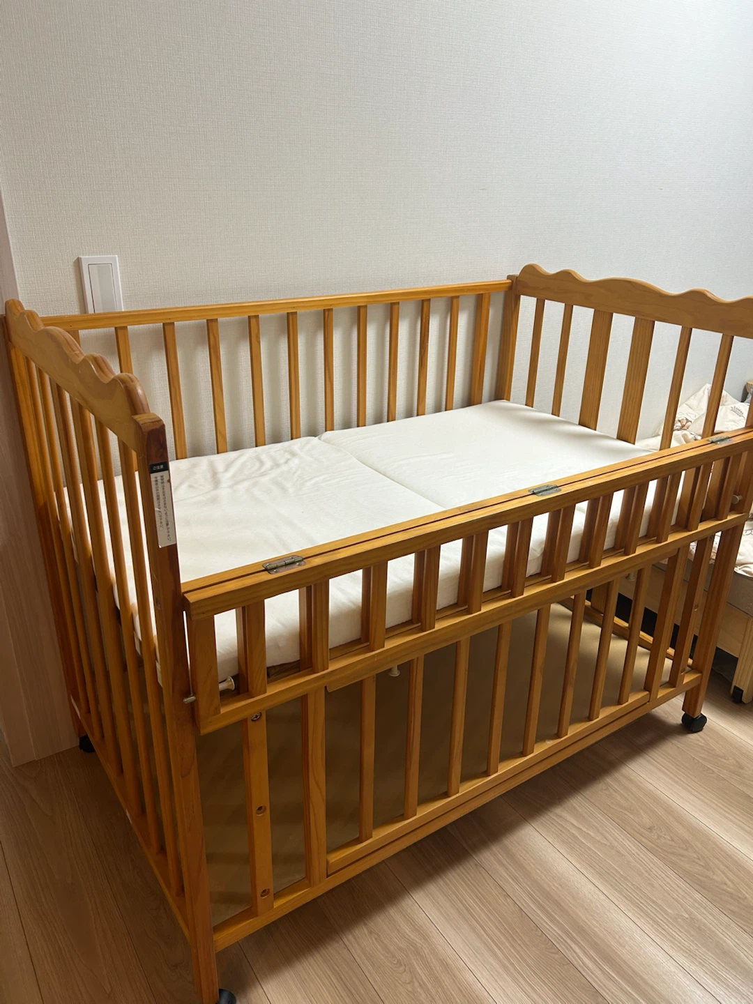 大和屋 yamatoya リアンベビーベッド　マットレス付きの写真3枚目